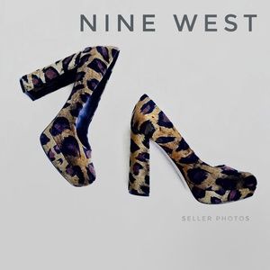 NINE WEST Women's Delay Velvet Dress Pump